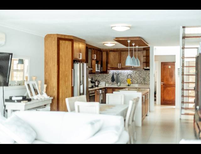 4 BEDROOM APARTMENT FOR SALE IN TUZI-GAZI